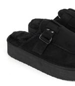 Pantuflas-de-gamuza-en-negro.jpg