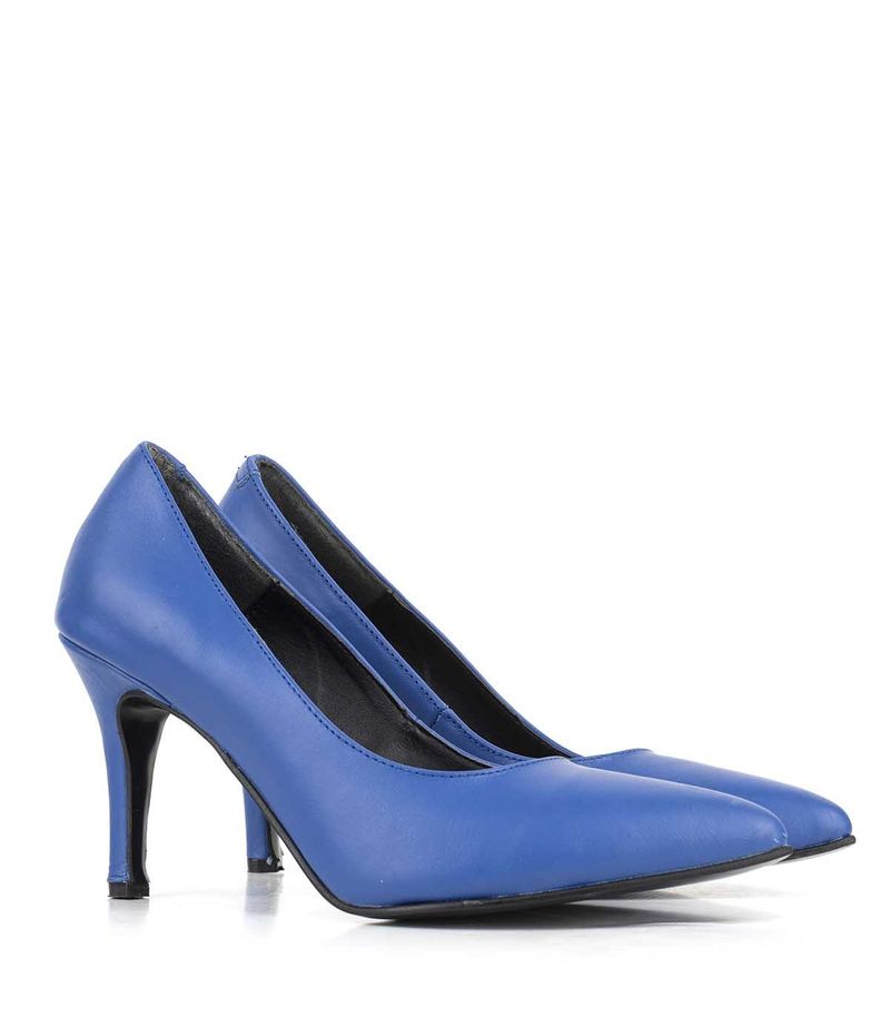Stiletto-clasico-en-cuero-azul.jpg