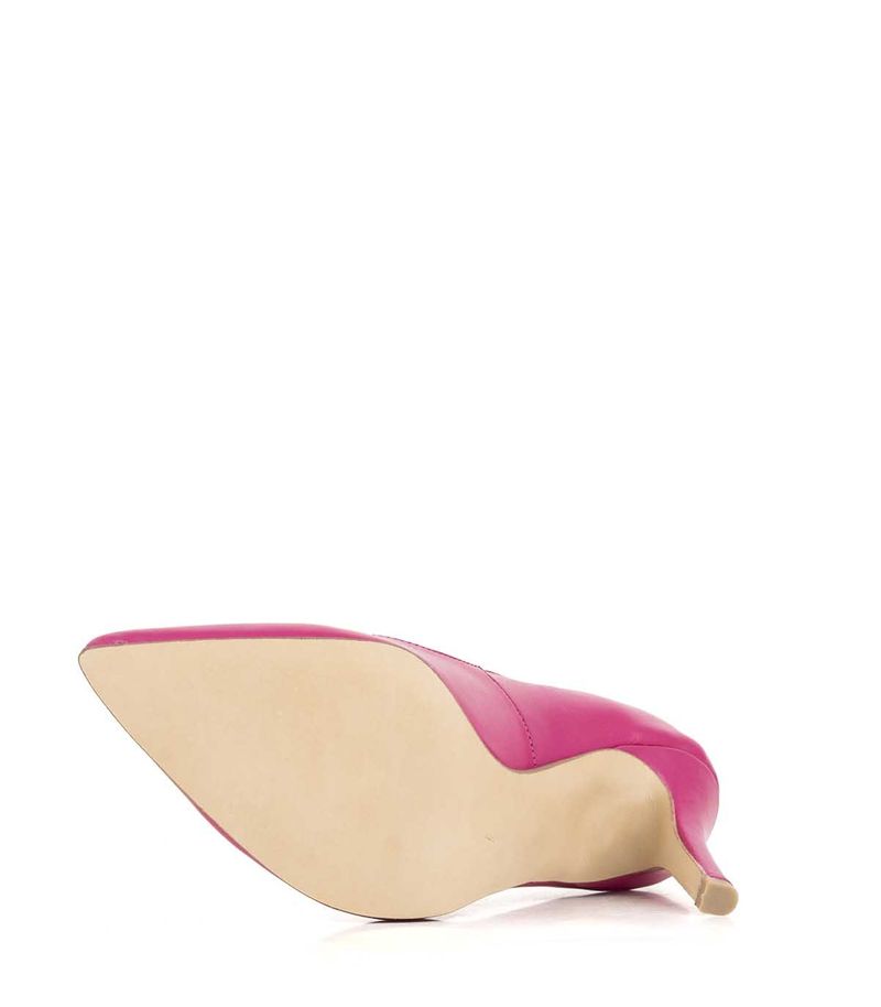 Stiletto-clasico-en-cuero-fucsia.jpg