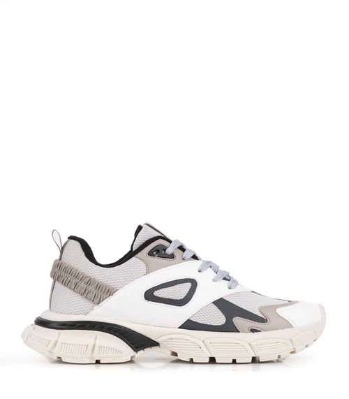 Zapatillas urbanas en símil cuero y tela gris