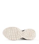 Zapatillas-urbanas-en-simil-cuero-y-tela-gris.jpg