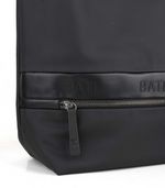 Cartera-BATI-en-simil-cuero-negro-con-tira-regulable.jpg