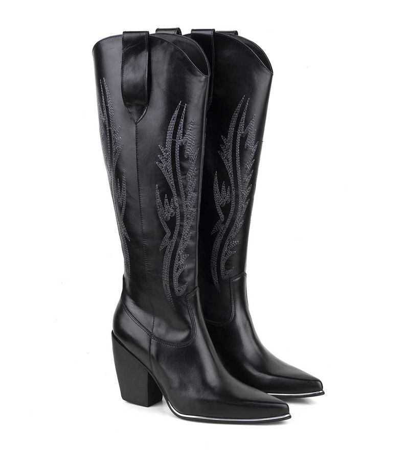 Texanas-altas-de-cuero-negro-con-bordados.jpg