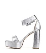 Sandalias-de-fiesta-de-cuero-plata.jpg