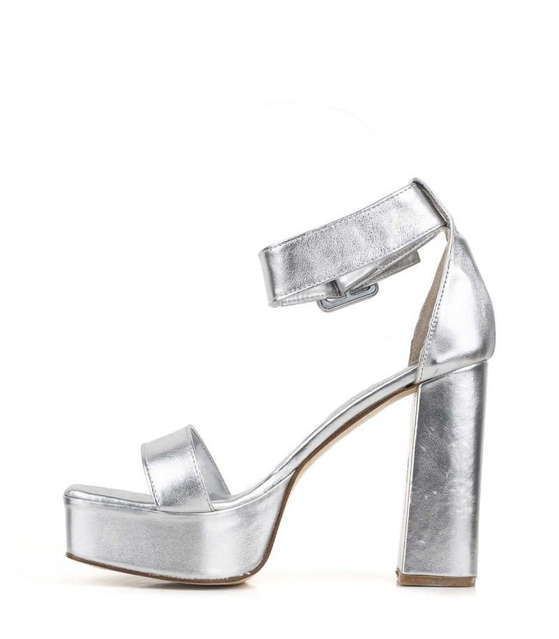 Sandalias-de-fiesta-de-cuero-plata.jpg