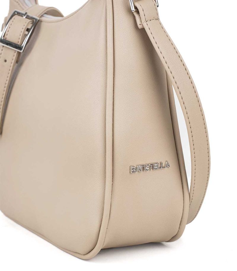 Bandolera-clasica-de-simil-cuero-camel.jpg