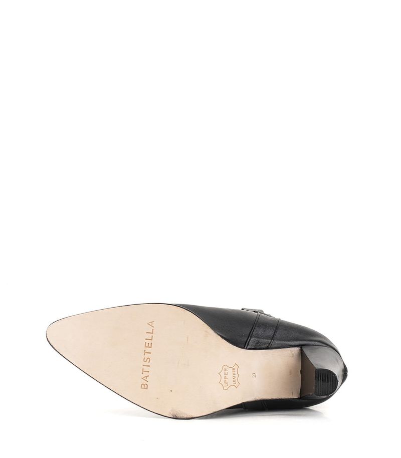 Bota-texana-de-cuero-en-negro-con-tachas.jpg