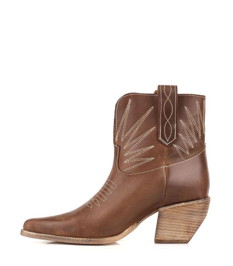 Botas-cortas-texanas-de-cuero-whisky.jpg