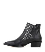 Botas-texanas-taco-bajo-en-cuero-negro-con-tachas.jpg