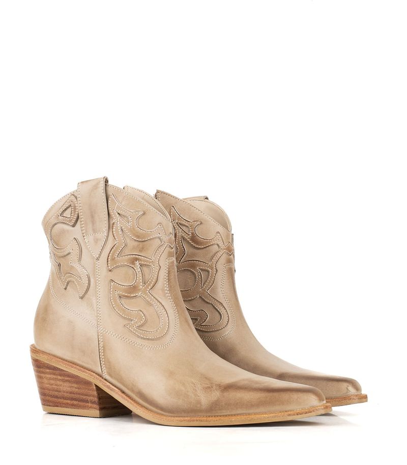 Botas-texanas-en-cuero-hueso.jpg