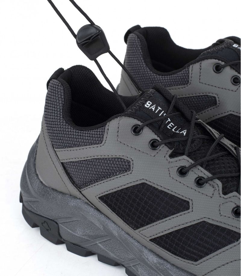 Zapatillas-trekking-en-cuero-y-tela-gris-con-tope-regulable.jpg