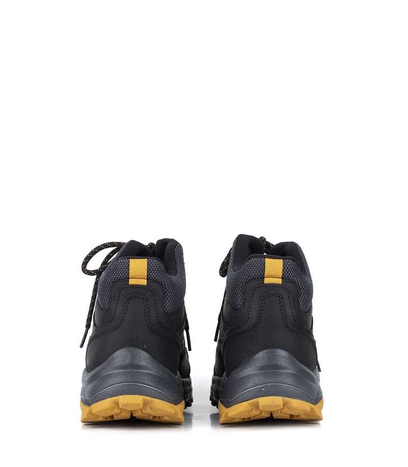 Zapatilla-botita-trekking-en-cuero-negro.jpg