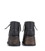 Bota-corta-de-cuero-negro-con-plataforma.jpg