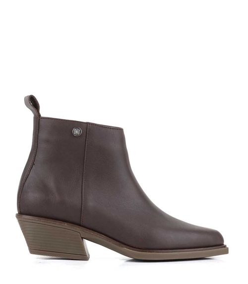 Bota corta clásica de cuero chocolate