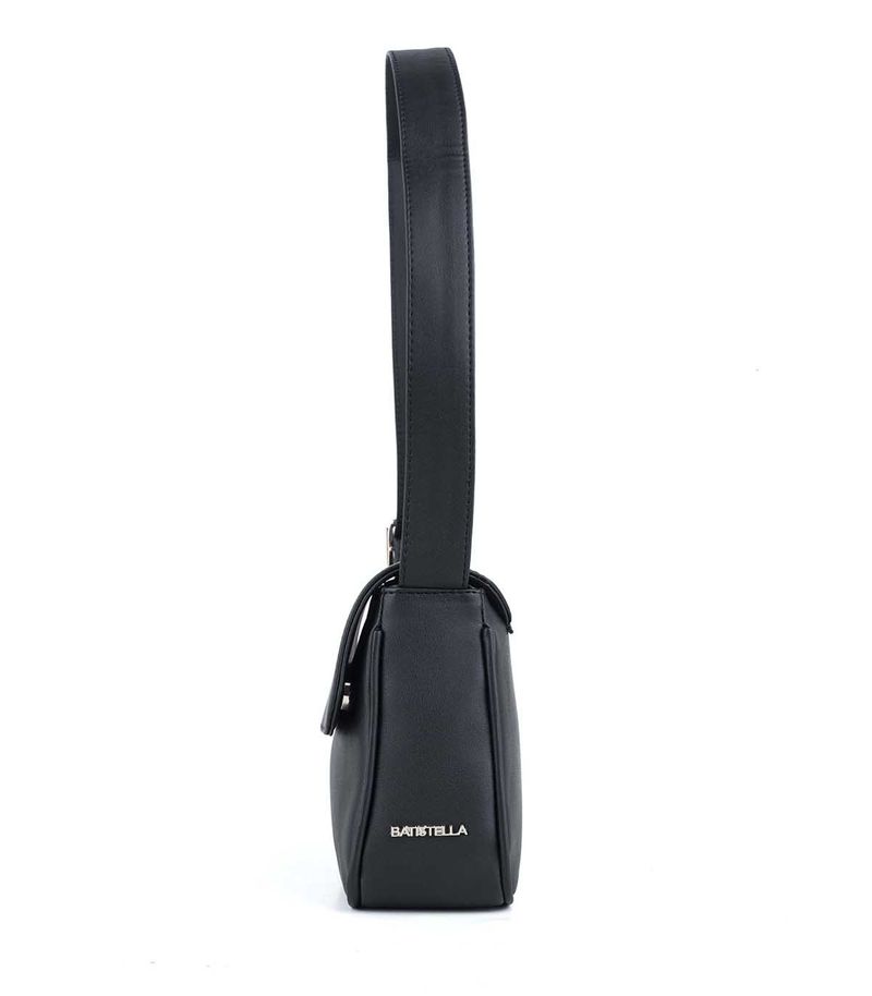 Bandolera-negra-en-simil-cuero-con-solapa.jpg