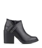 Bota-de-vestir-negra-en-cuero-con-taco-y-tachas.jpg