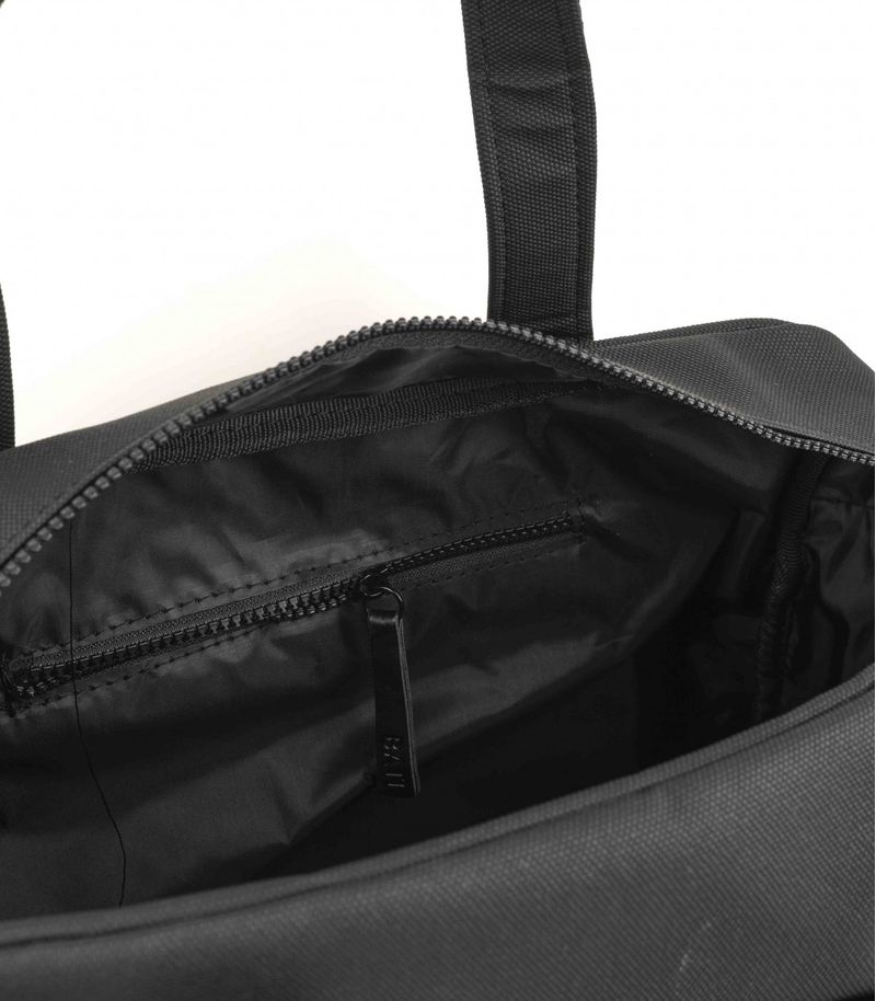 Bolso-morral-unisex-de-simil-cuero-engomado.jpg