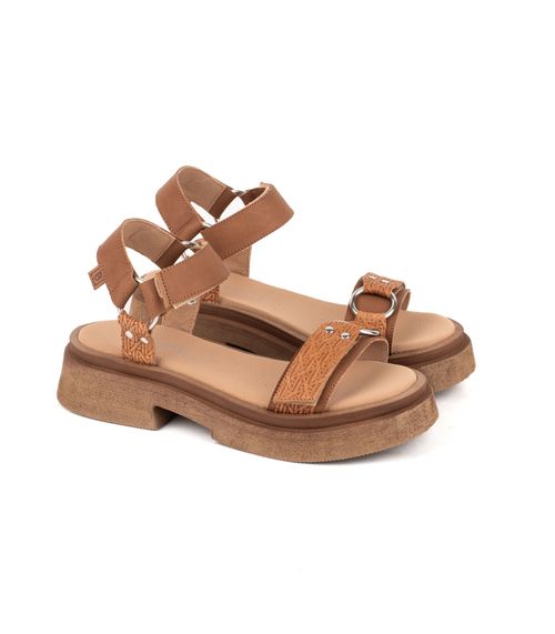 Sandalia baja de cuero fantasía