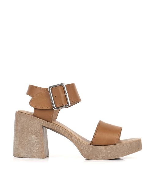 Sandalias altas de cuero