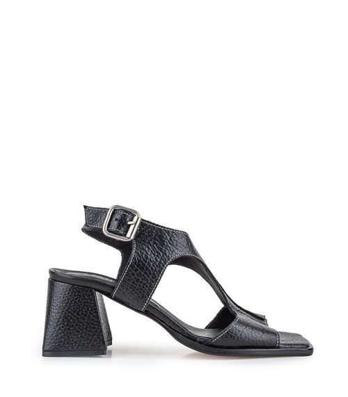 Sandalia de cuero taco medio