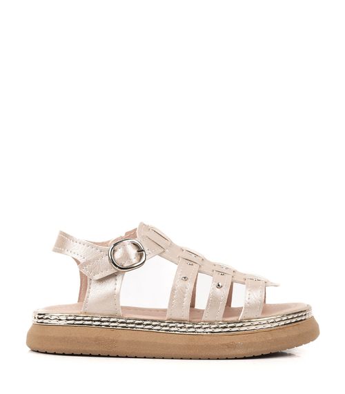 Sandalia infantil simil cuero con tachas