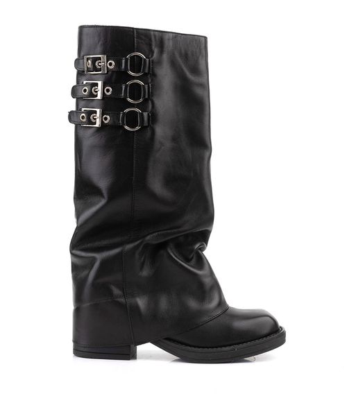 Botas altas en cuero con detalle de hebillas