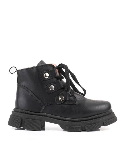 Borcego infantil simil cuero con base chunky