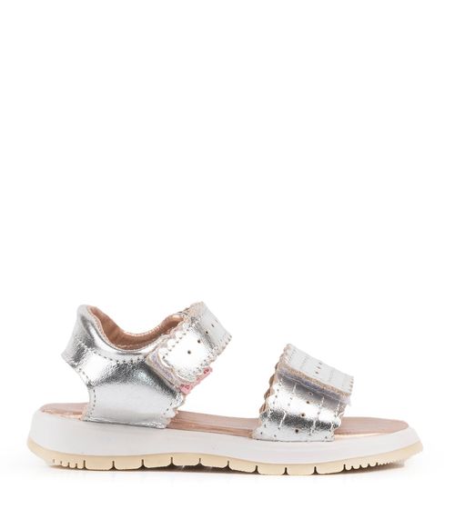 Sandalia infantil simil con tiras metalizadas y glitter