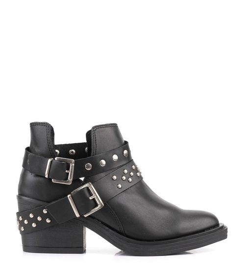 Botas cortas de cuero con hebillas y tachas